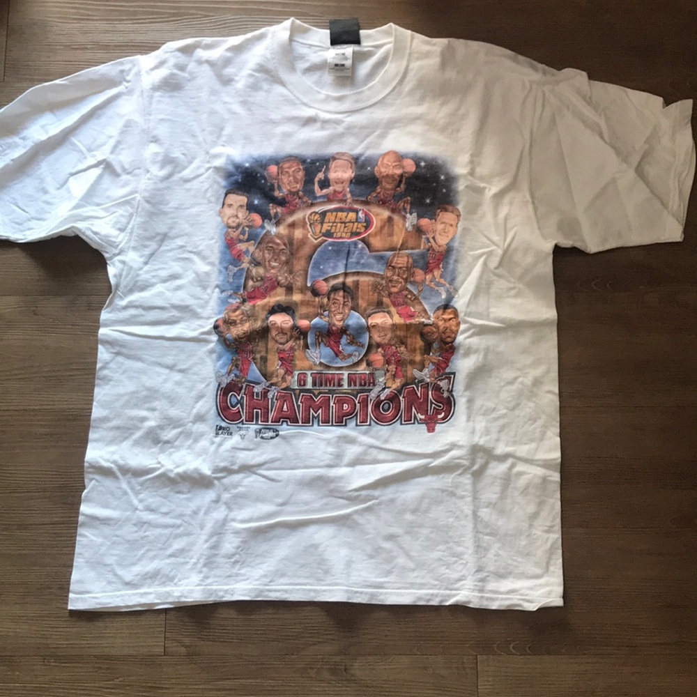 Vintage 1998 Pro Player Bulls Champs T-Shirt